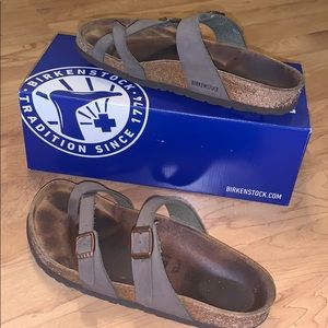 toe strap Birkenstock’s